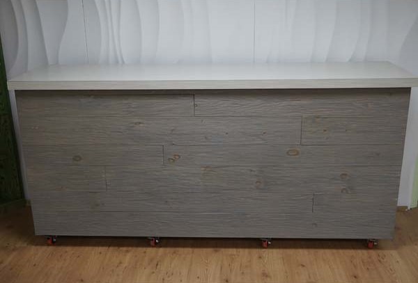 Grey Washed Barnwood Bar Image